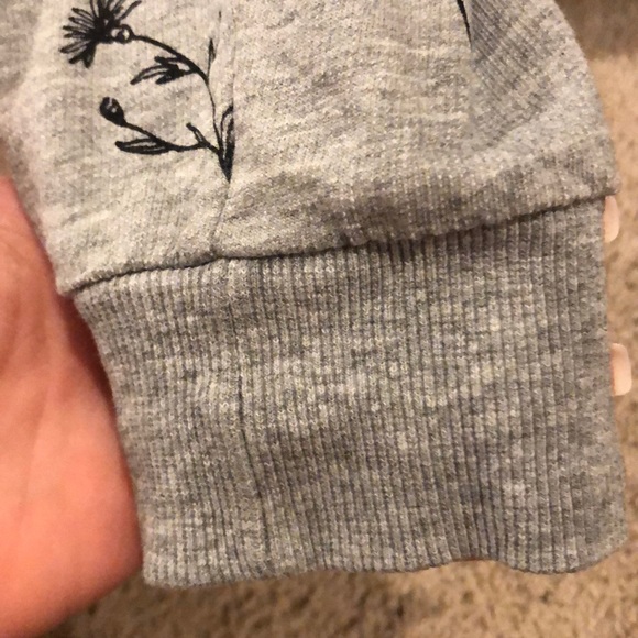 Divided H&M scoop neck - Picture 9 of 9